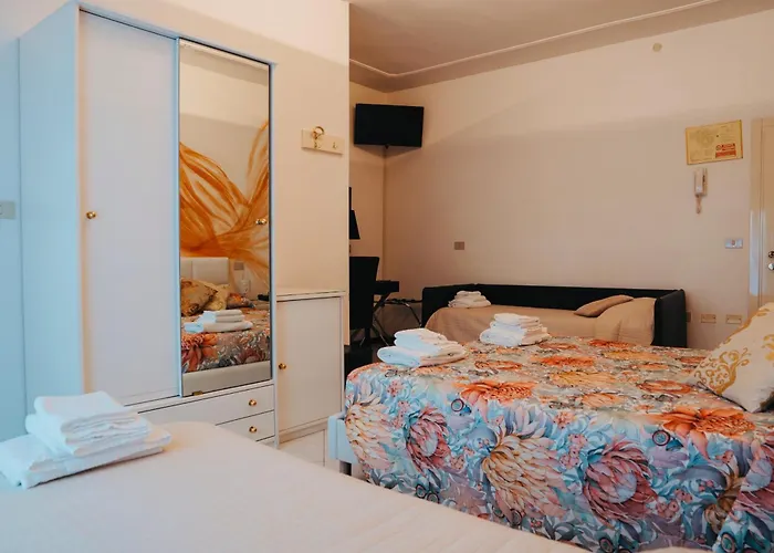 Julia Llido Degli Estensi