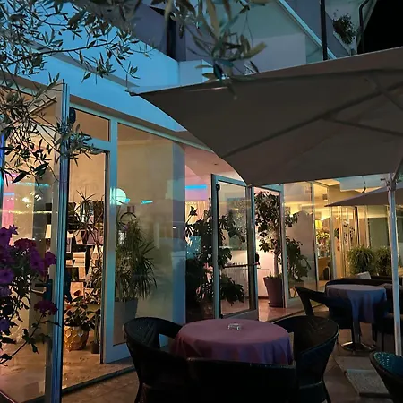 Hotel Julia 3*