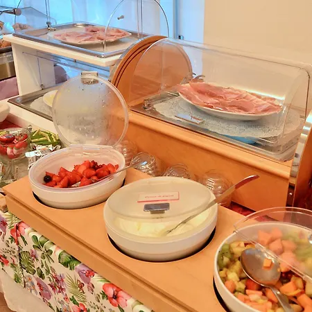Hotel Julia 3*