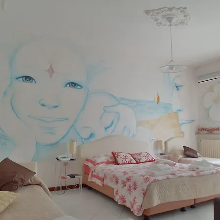 מלון Julia לידו דליי אסטנסי