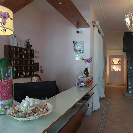 Hotel Julia Llido Degli Estensi