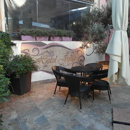Hotel Julia 3*