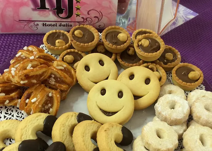 Julia リド・デッリ・エステンシ